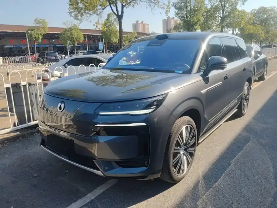 Denza N9 Flagship Model 2025