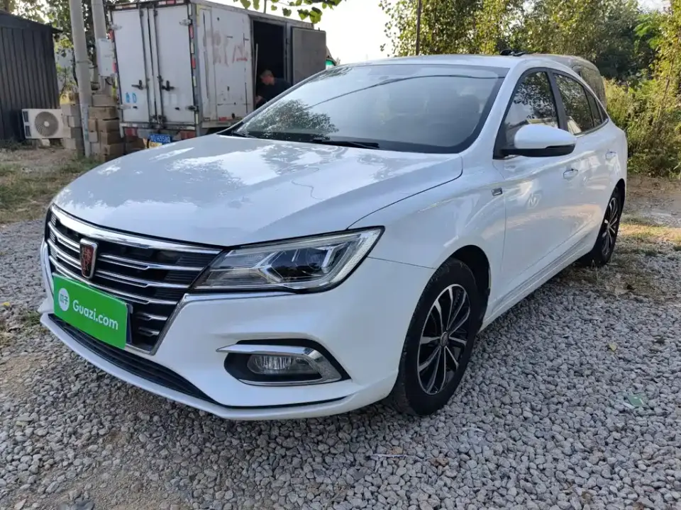 Roewe i5 1.5L Manual 4G Connected Premium Flagship Edition 2019