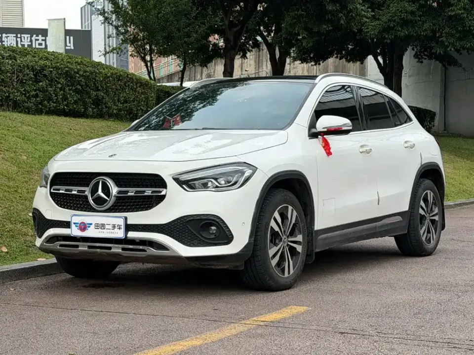 Mercedes-Benz GLA-Class GLA 200 2021