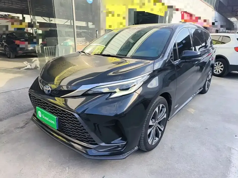 Toyota Granvia 2.5L Hybrid Noble Edition 2023