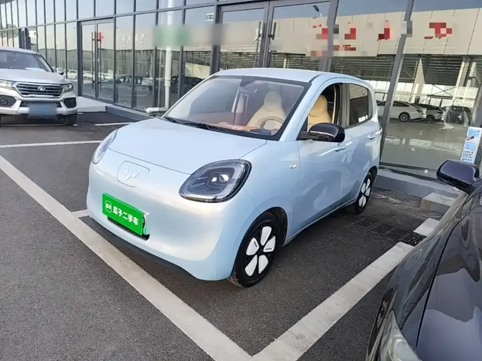 Wuling Motors Hongguang MINIEV 4-Door Advanced 2025