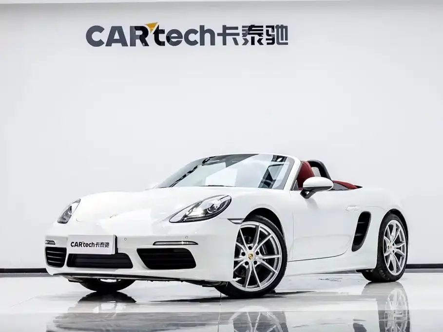 Porsche 718 Boxster 2.0T 2024