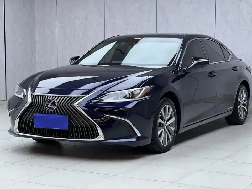 Lexus ES 300h Excellence Edition China V 2019