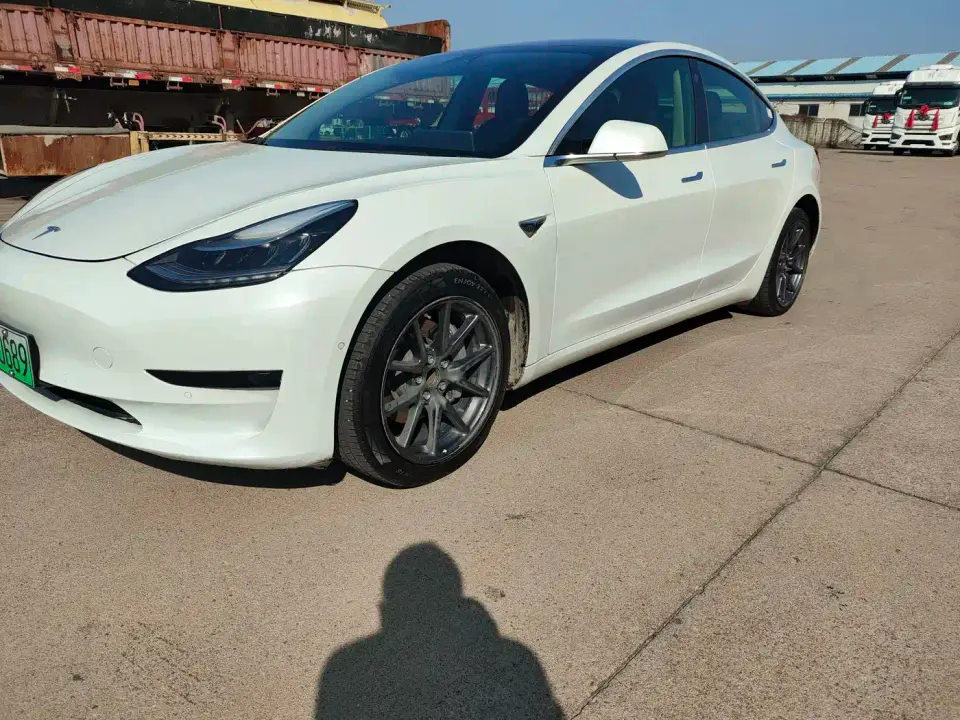 Tesla Model 3 Standard Range Rear-Wheel Drive Upgrade 2020