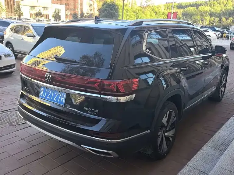 Volkswagen Teramont 380TSI 4WD Dragon Glory Edition 2024 — фото 2