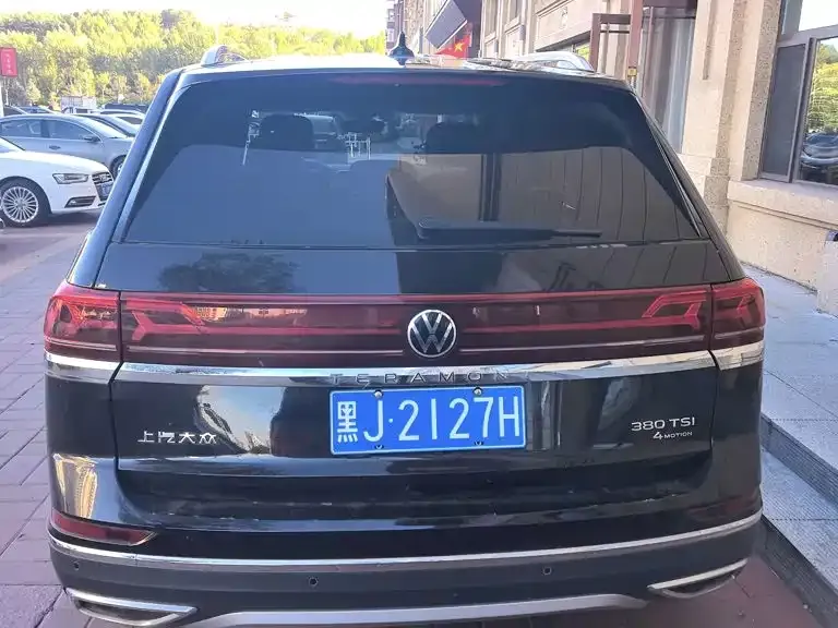 Volkswagen Teramont 380TSI 4WD Dragon Glory Edition 2024 — фото 5