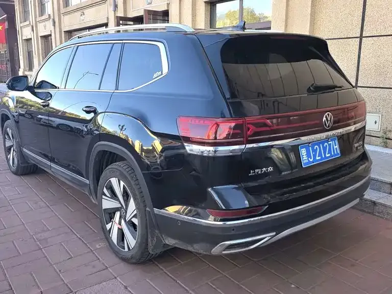 Volkswagen Teramont 380TSI 4WD Dragon Glory Edition 2024 — фото 3