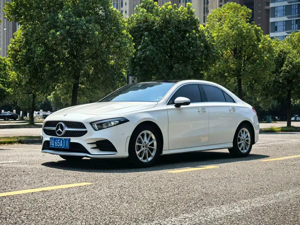 Mercedes-Benz A-Class A 200 L Sport Sedan Fashion Edition 2021