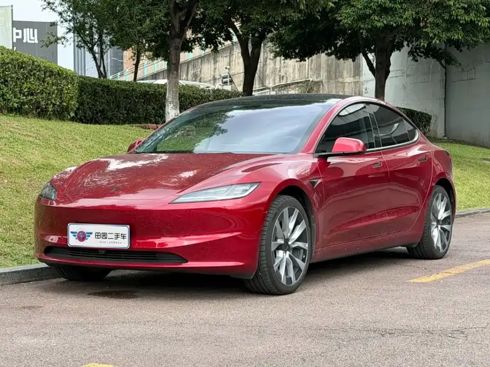 Tesla Model 3 Model Year Facelift Long Range Rear-Wheel Drive 2025