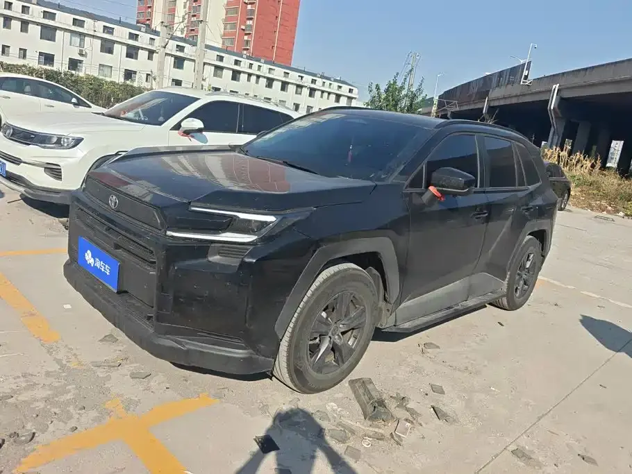 Toyota RAV4 Rongfang Model Hybrid 2.0L E-CVT 2WD Base 2026