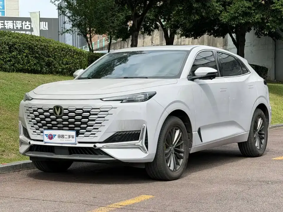 Changan UNI-K 2.0T FWD Premium 2025