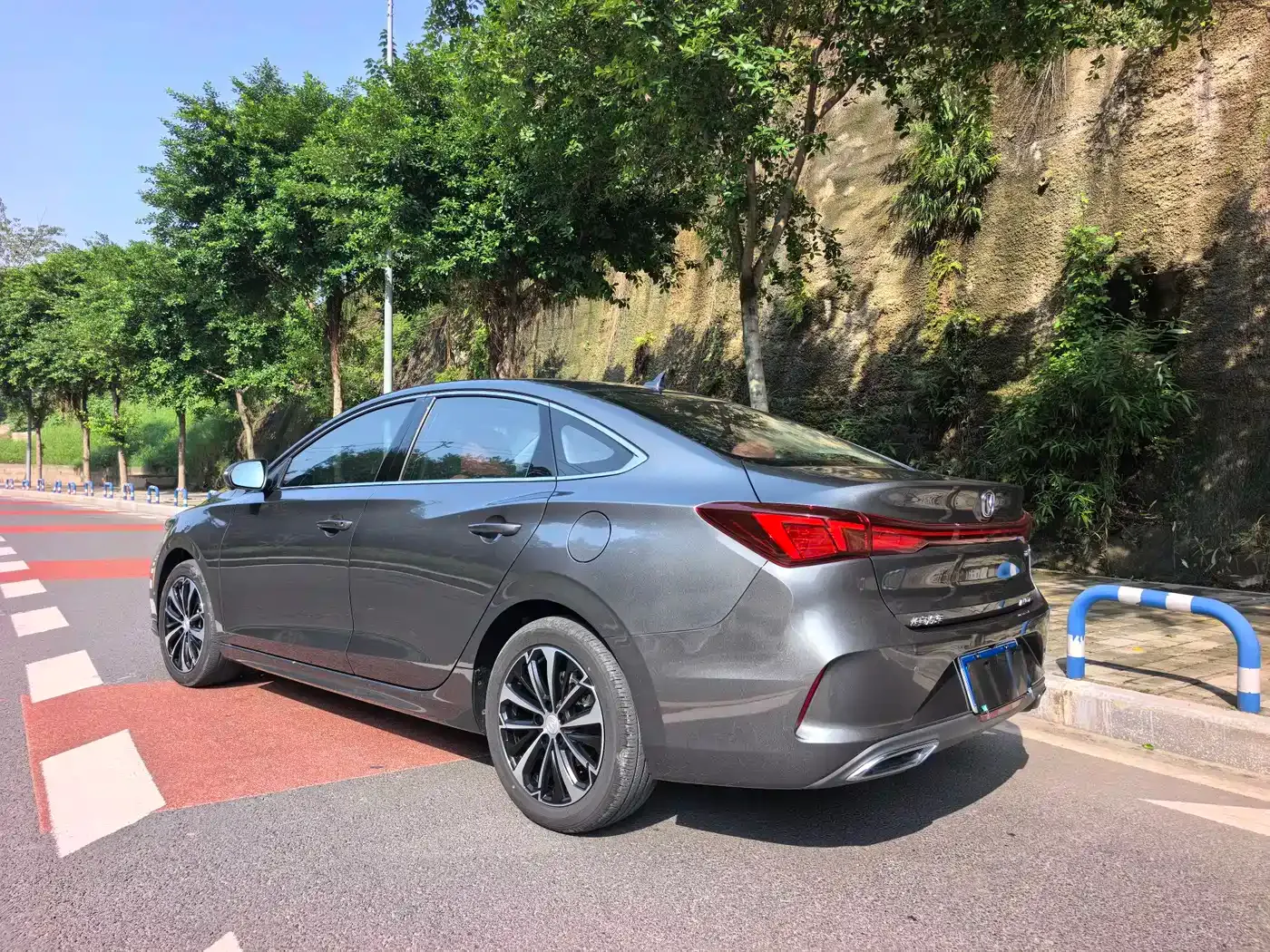 Changan Eado PLUS Blue Whale NE 1.4T GDI DCT Flagship 2022 — фото 5