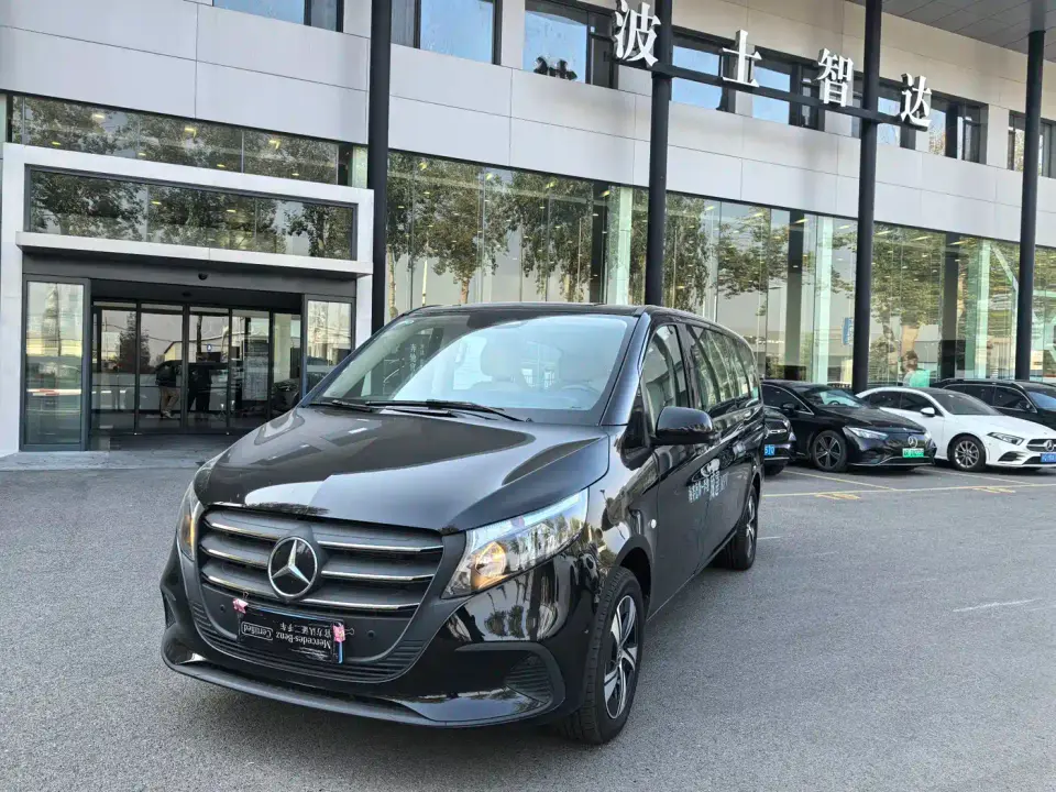 Mercedes-Benz Vito 2.0T Business 7-Seater 2024