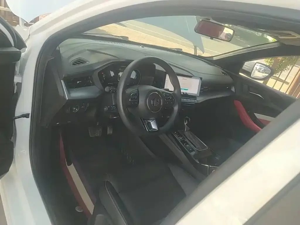 MG MG5 180DVVT CVT Youth Luxury Edition 2023 — фото 10