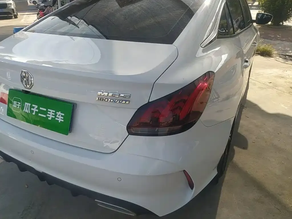 MG MG5 180DVVT CVT Youth Luxury Edition 2023 — фото 8