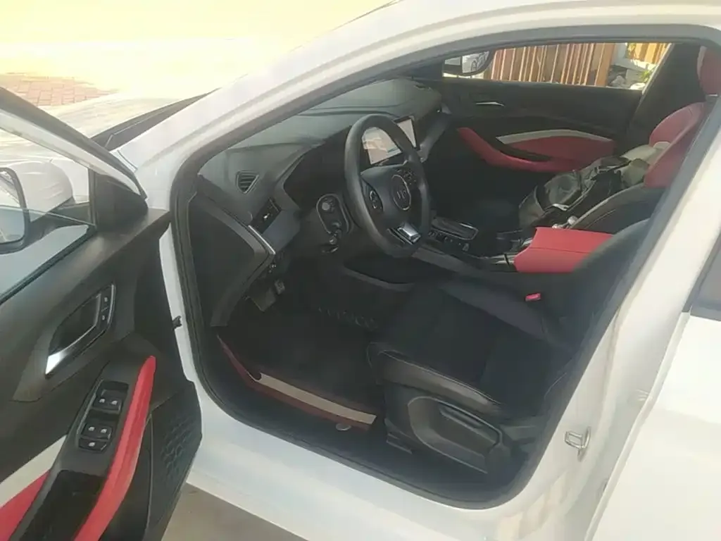 MG MG5 180DVVT CVT Youth Luxury Edition 2023 — фото 16