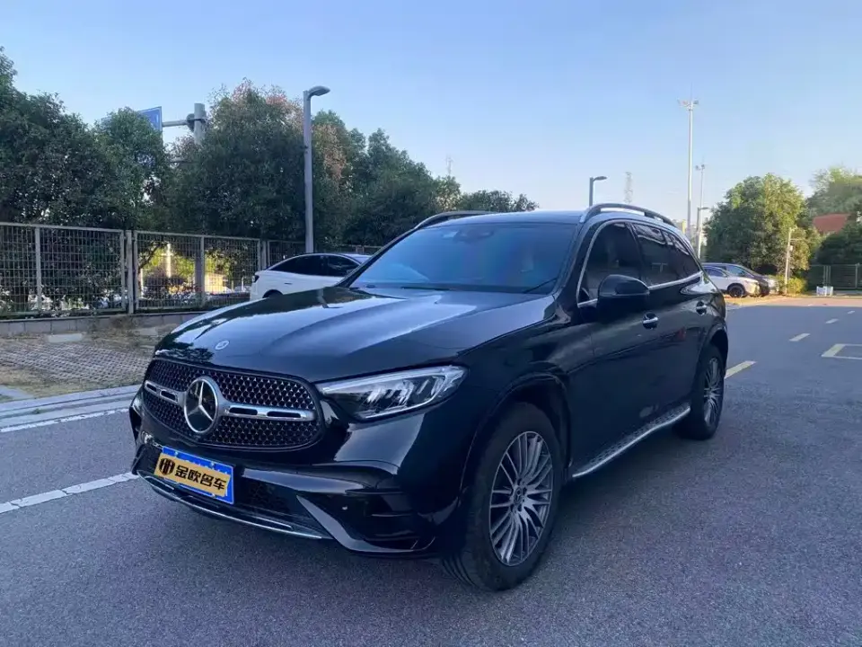 Mercedes-Benz GLC-Class GLC 300 L 4MATIC Sport 5-Seater 2026