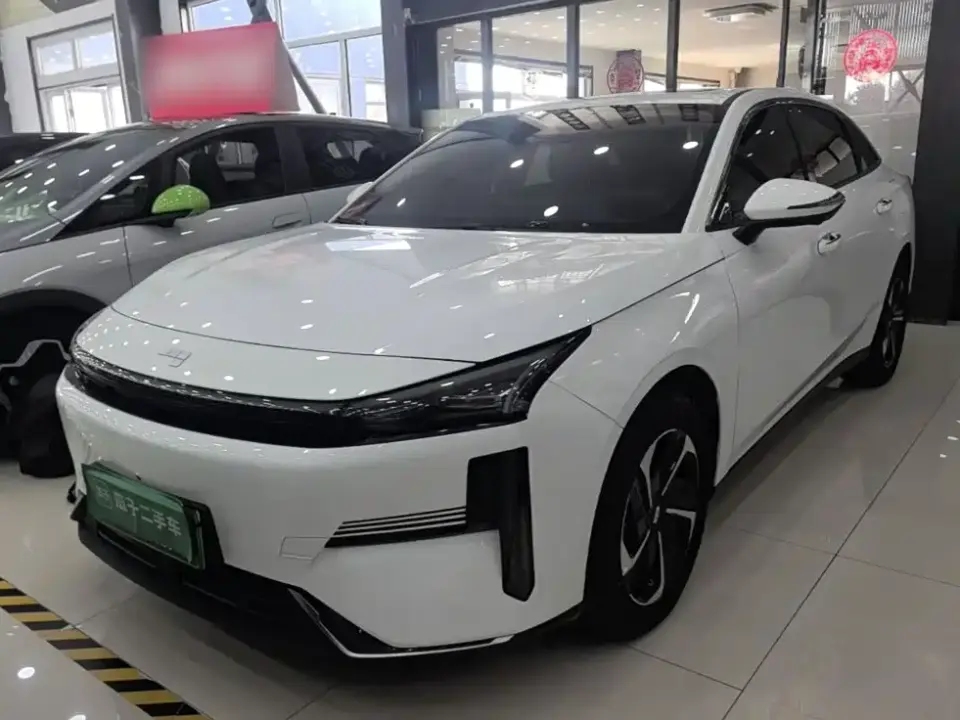 Geely Galaxy Galaxy L6 EM-i 140km Explorer+ Edition 2026