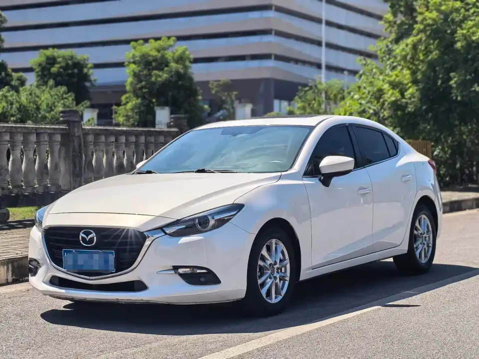 Mazda Mazda3 Axela Cloud Control Edition Sedan 1.5L Auto Luxury China V 2019