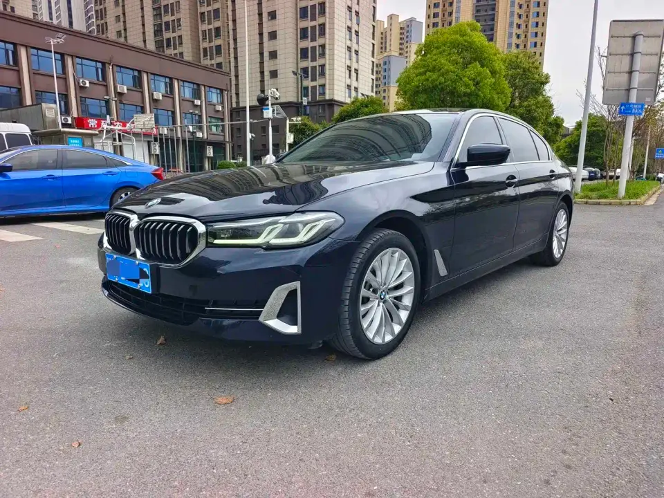 BMW 5 Series Facelift 525Li Luxury Package 2022