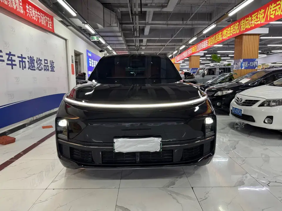 Li Auto Li L8 Pro 2023