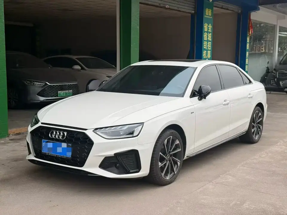 Audi A4L 40 TFSI Luxury Sport 2023