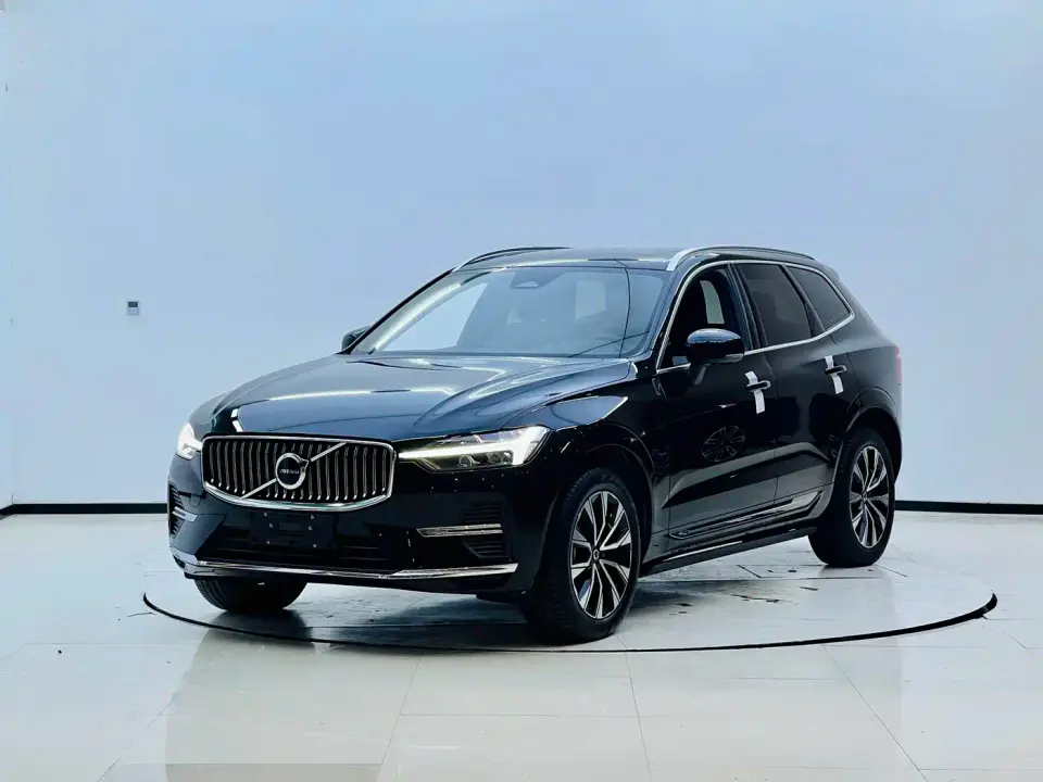 Volvo XC60 B5 AWD Smart Elite Luxury Edition 2025
