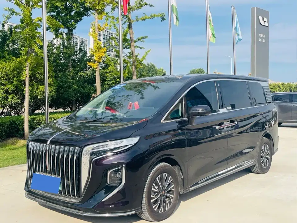 Hongqi HQ9 PHEV Model 2.0T AWD Luxury Edition 2024