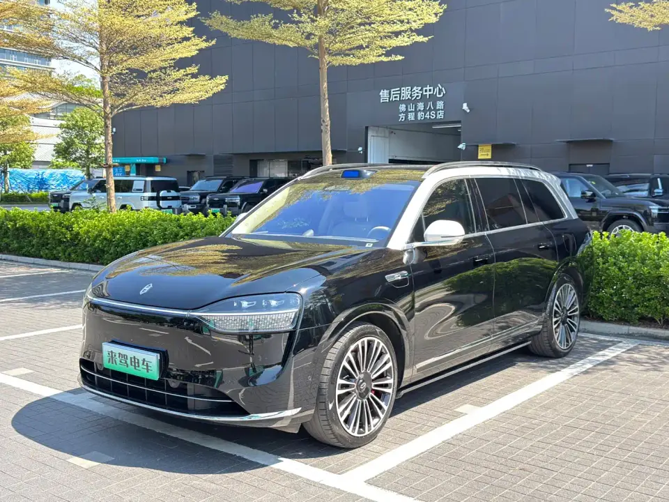 AITO Wenjie AITO M9 Range Extender Ultra 52kWh 6-seater 2024