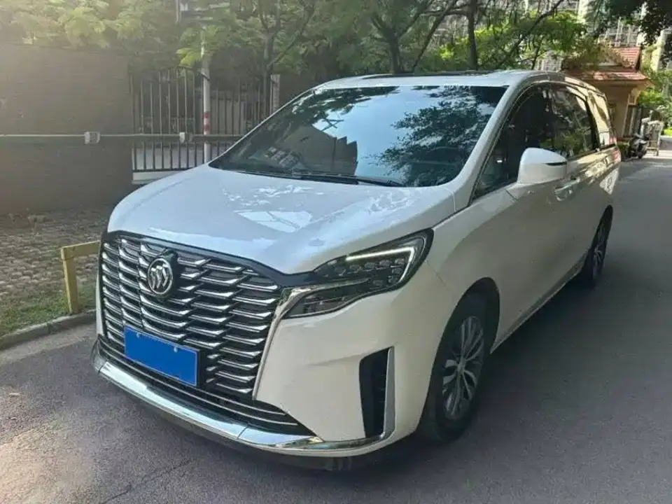 Buick GL8 ES Landmark 653T Premium 2022