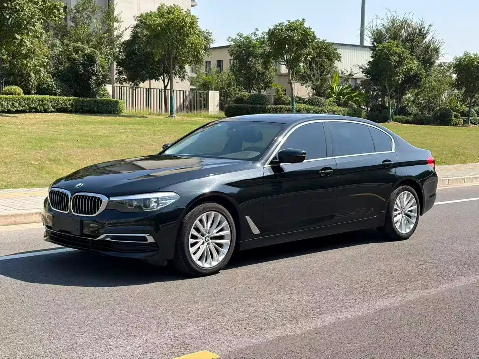 BMW 5 Series 525Li Luxury Package 2019