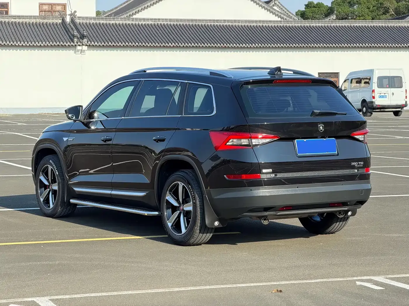 Skoda Kodiaq Facelift TSI330 5-Seater 2WD Luxury Premium Edition China V 2019 — фото 4