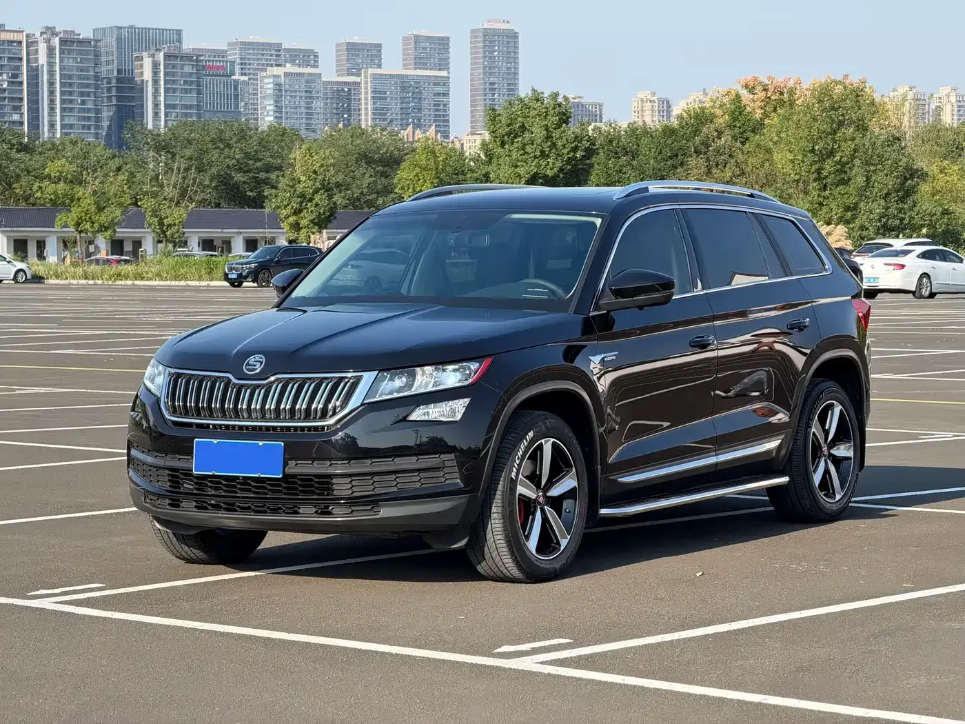 Skoda Kodiaq Facelift TSI330 5-Seater 2WD Luxury Premium Edition China V 2019