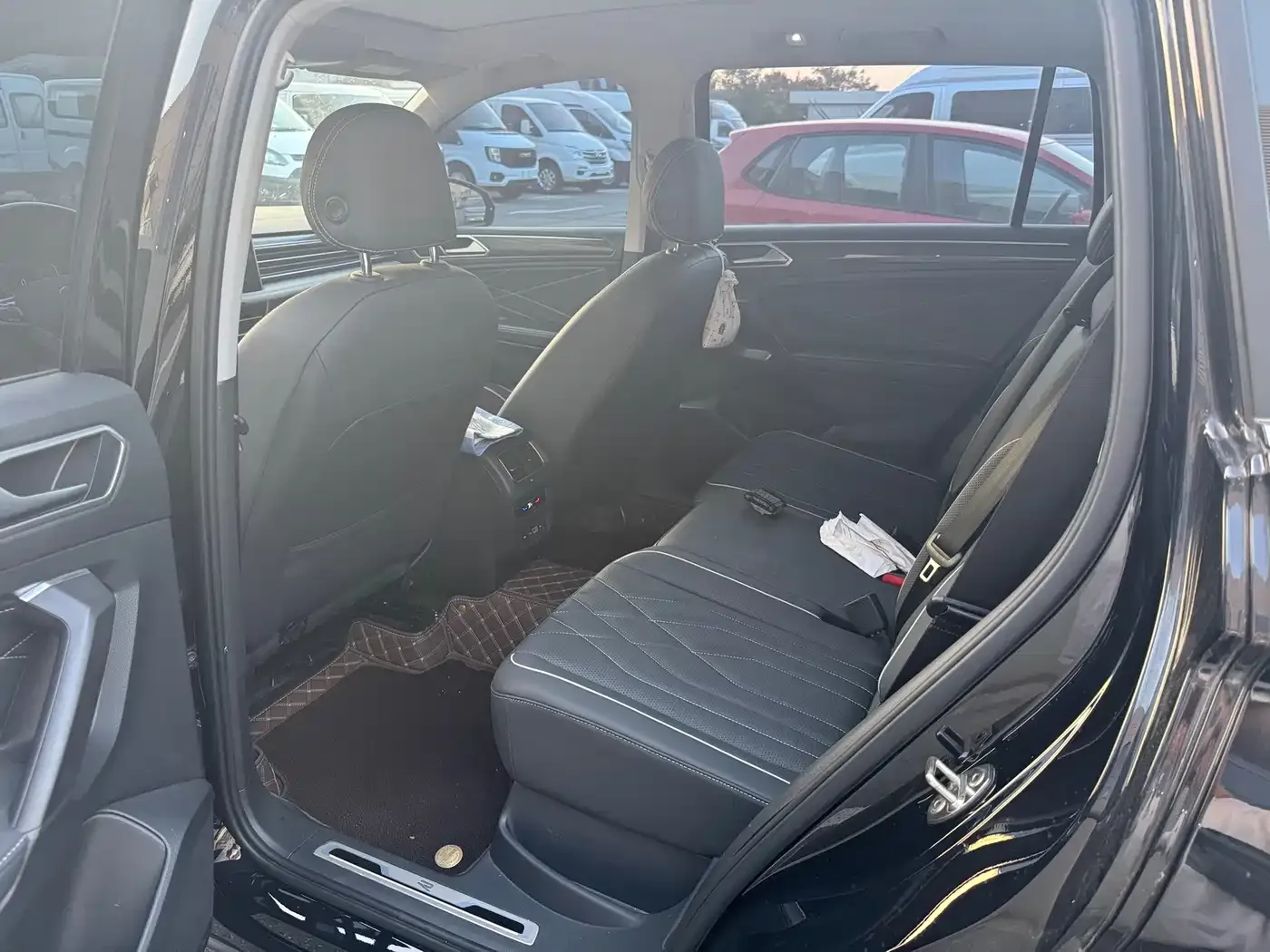 Volkswagen Tiguan L 330TSI Auto 2WD R-Line Premium Edition 2022 — фото 4