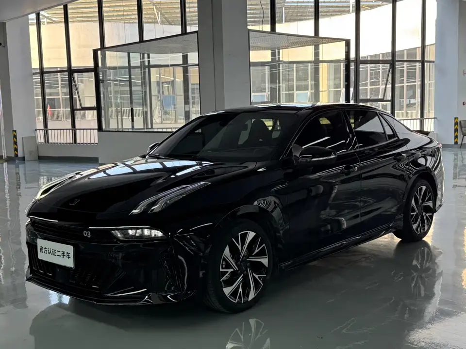 Lynk & Co 03 1.5TD Base Model 2025