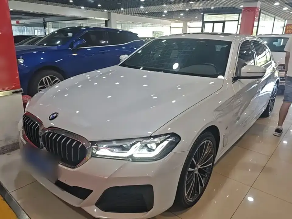 BMW 5 Series Facelift 530Li xDrive M Sport Package 2022