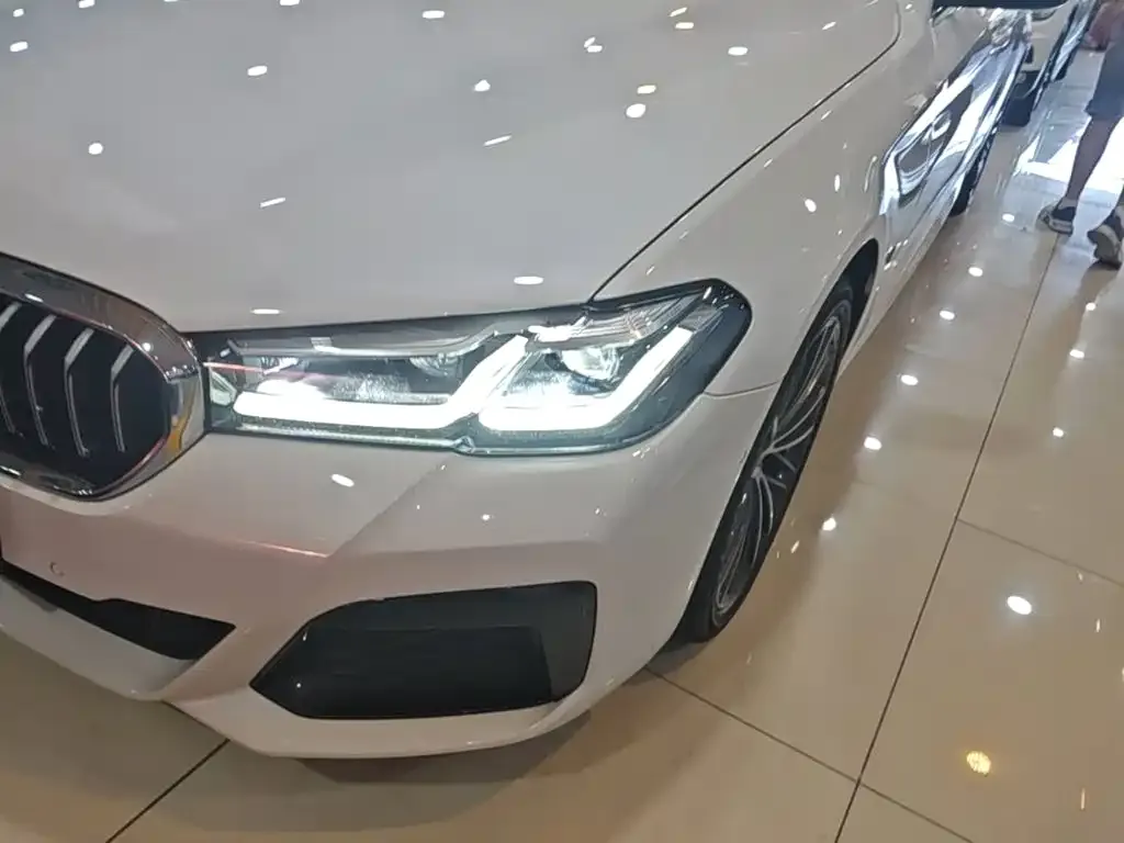 BMW 5 Series Facelift 530Li xDrive M Sport Package 2022 — фото 24