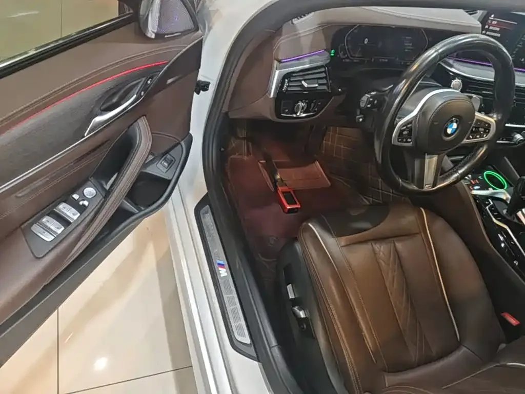 BMW 5 Series Facelift 530Li xDrive M Sport Package 2022 — фото 16