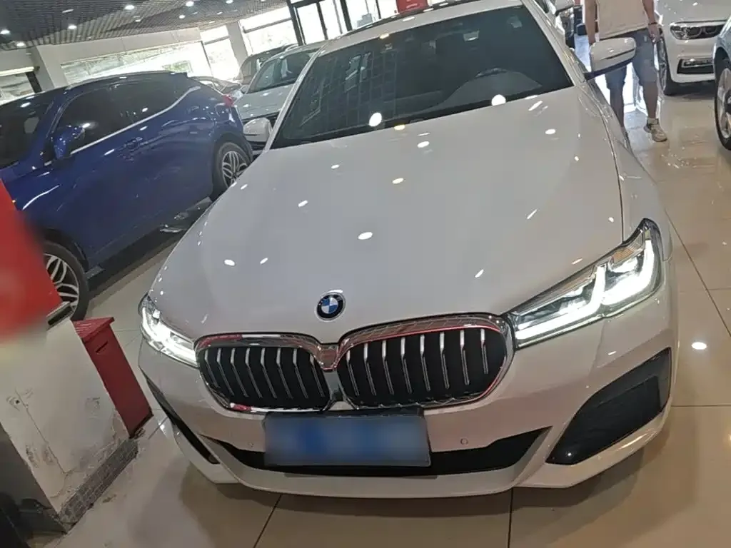 BMW 5 Series Facelift 530Li xDrive M Sport Package 2022 — фото 3
