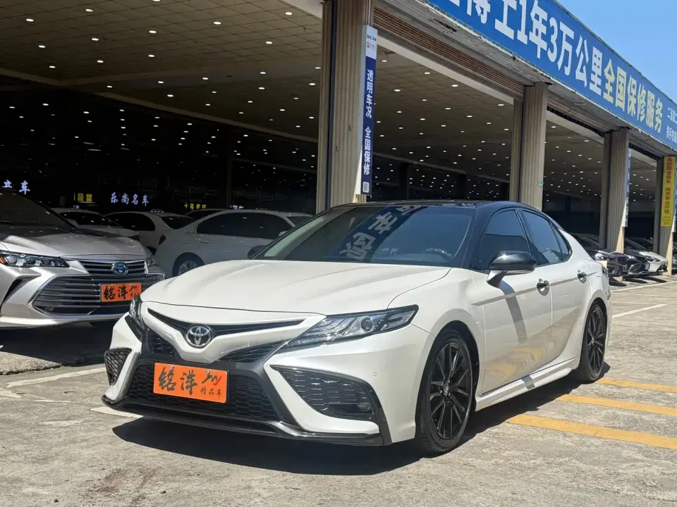 Toyota Camry 2.5S Knight Edition 2023