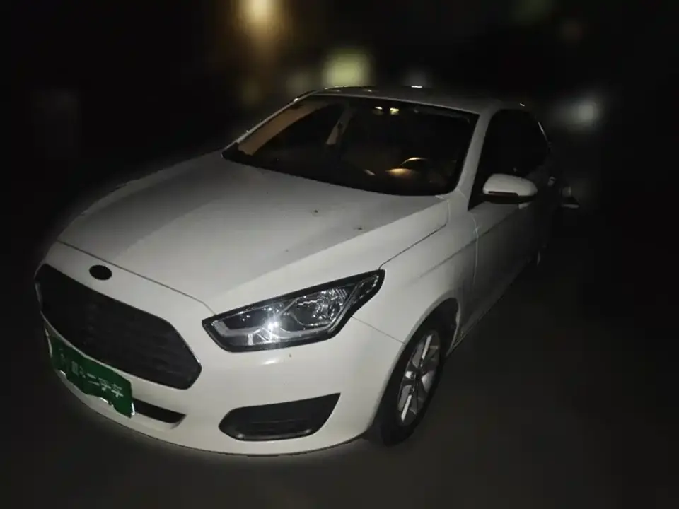 Ford Escort Facelift 1.5L Auto Premium Edition China VI 2019