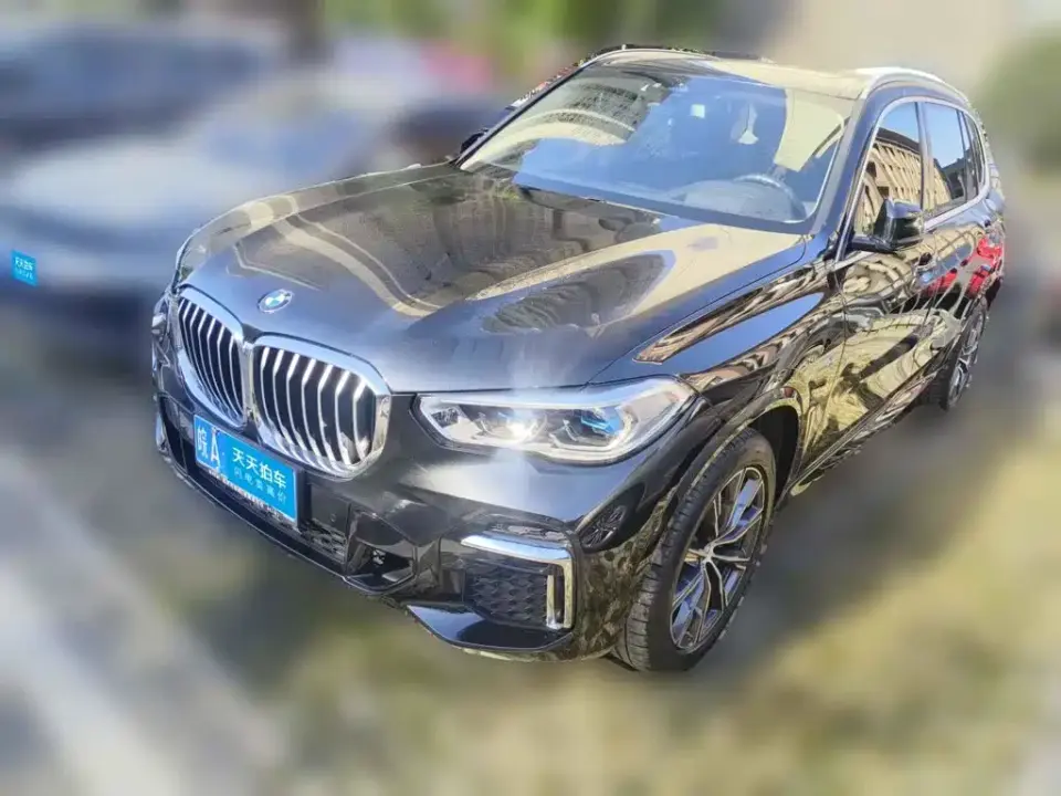 BMW X5 xDrive 30Li Premium M Sport Package 2022