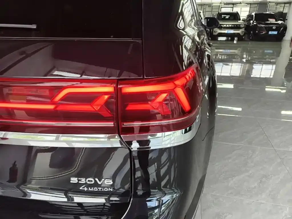 Volkswagen Teramont 380TSI AWD Premium Luxury Edition 2023 — фото 8