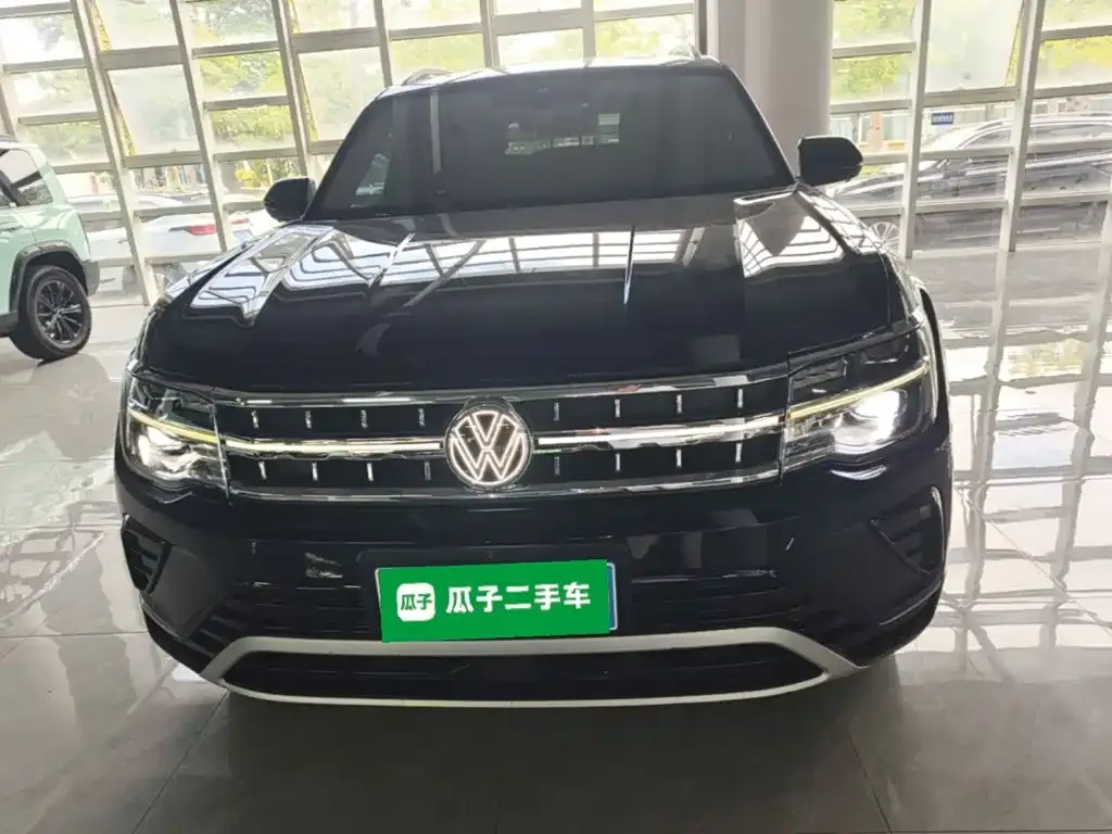 Volkswagen Teramont 380TSI AWD Premium Luxury Edition 2023 — фото 3