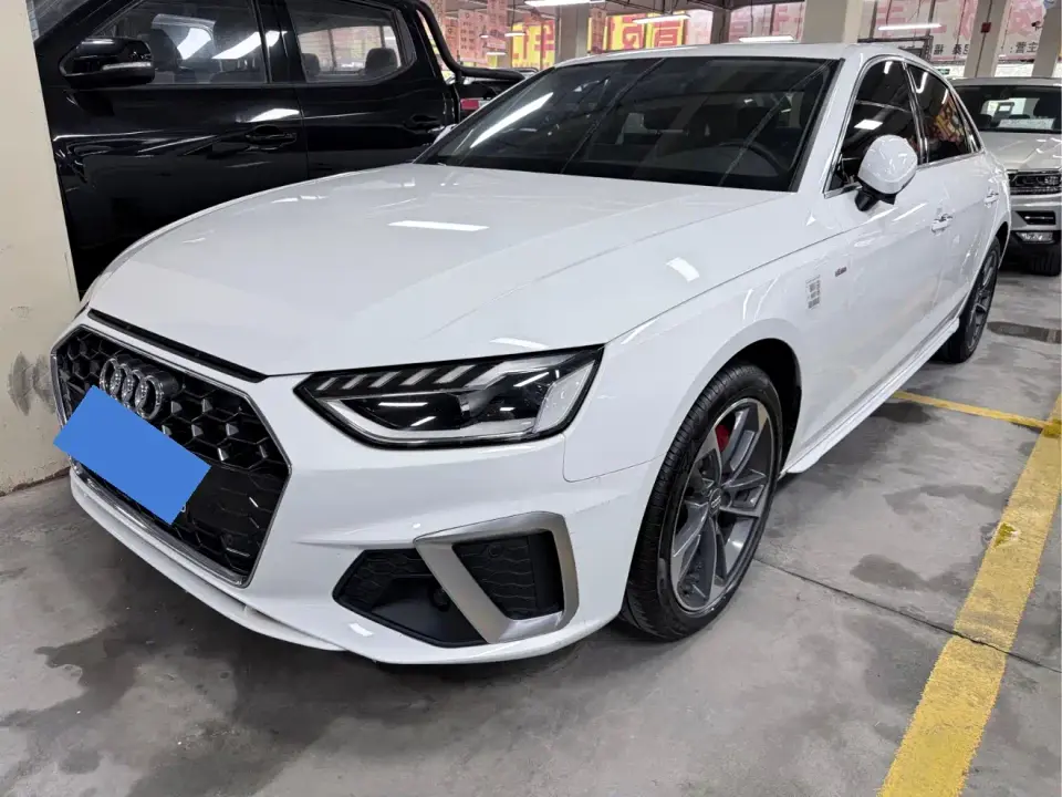 Audi A4L 35 TFSI Fashion Dynamic Edition 2021