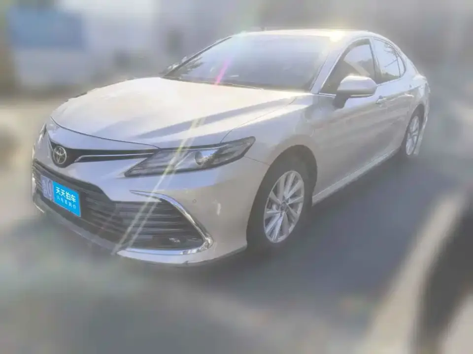 Toyota Camry 2.0G Luxury Edition 2022
