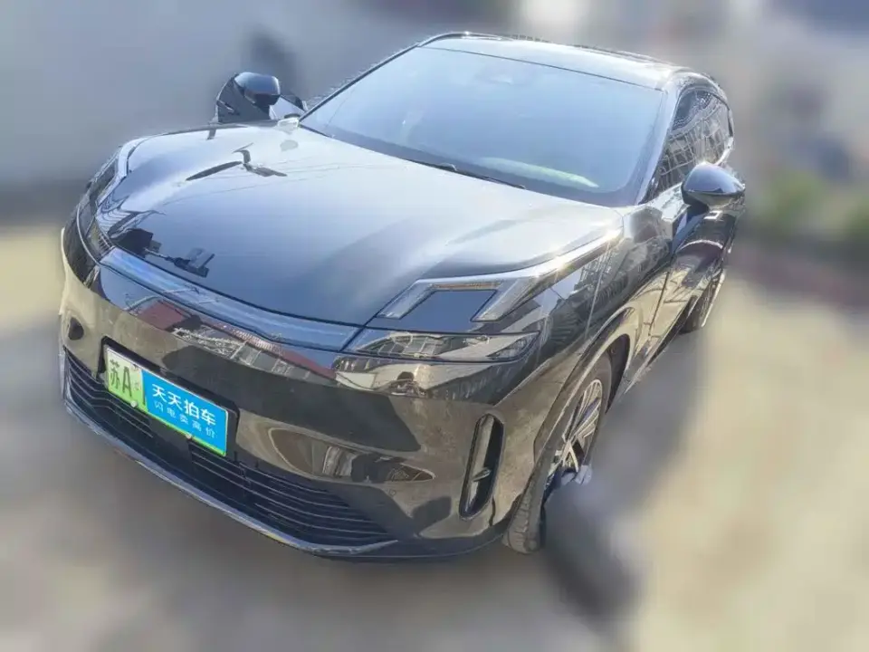 Lynk & Co 08 EM-P 120km Long Range Pro 2023