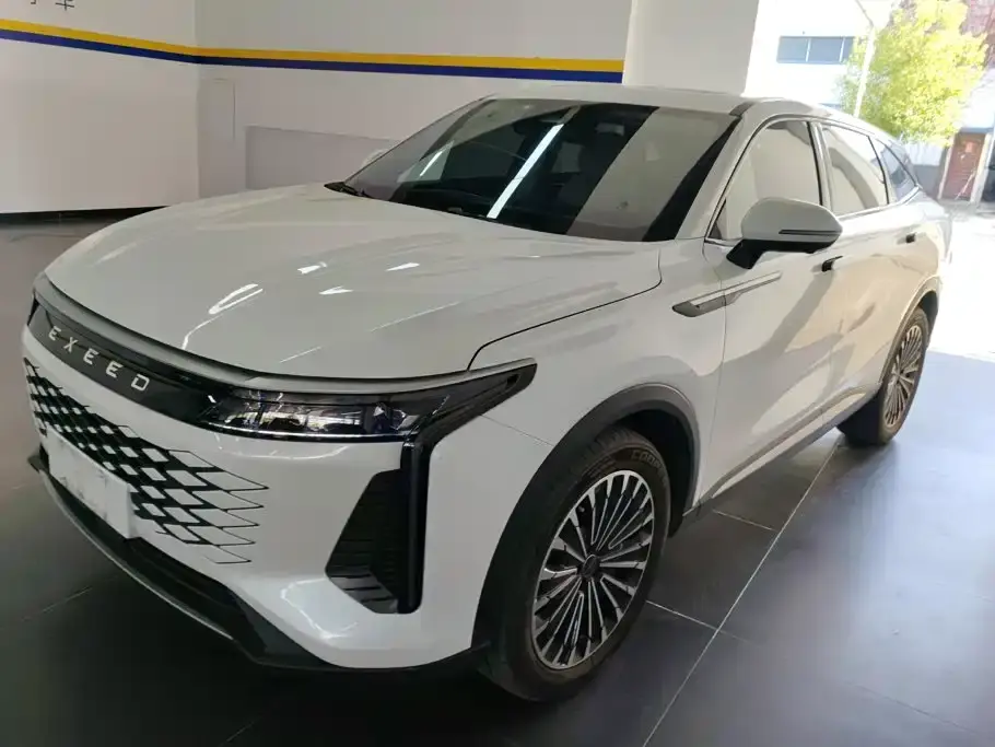 Exeed Yaoguang C-DM 1.5T Long Range Pro 2024