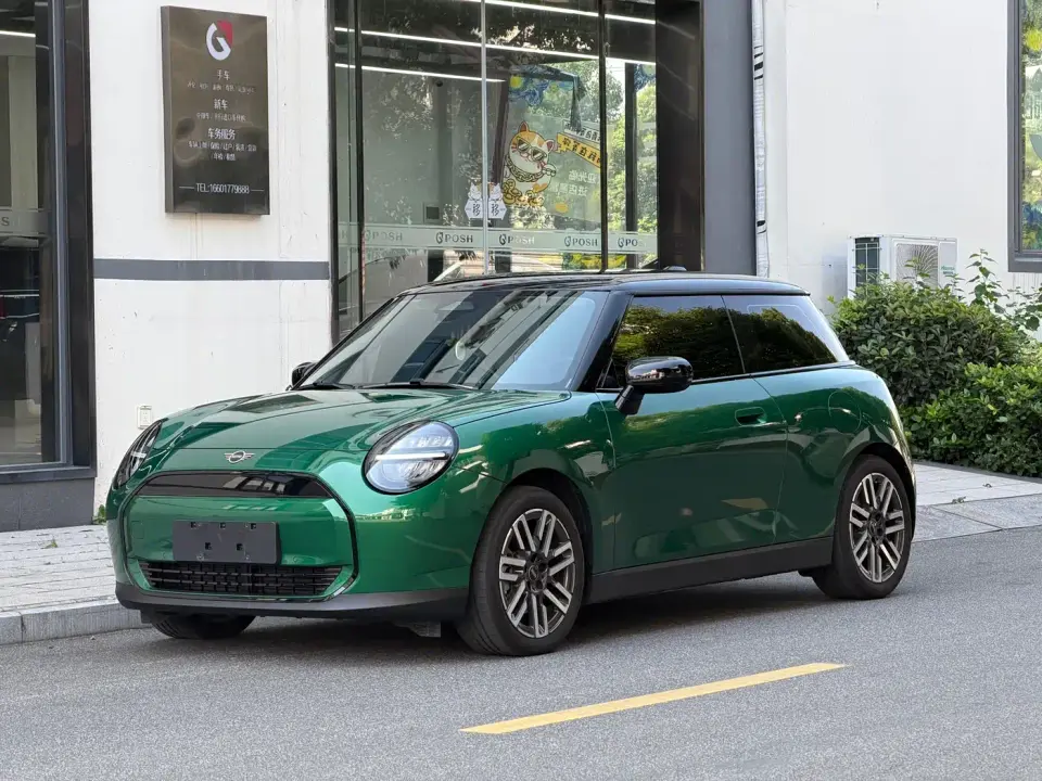 Mini Electric MINI COOPER Facelift 466km COOPER E Classic Trim 2025