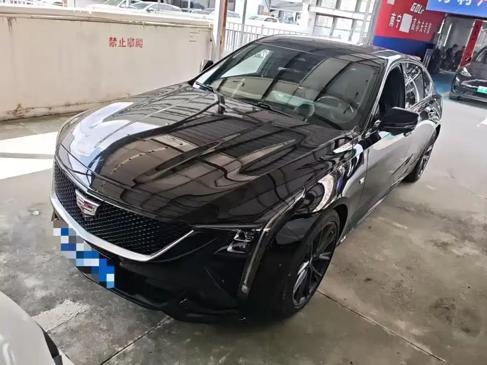 Cadillac CT5 28T Platinum Edition 2024